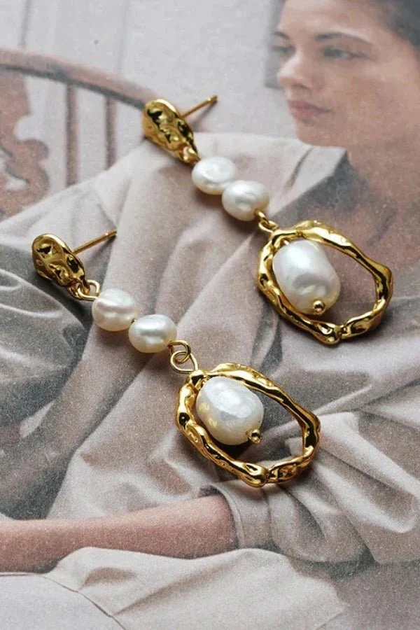 Ara Mismatch Earrings - Image 3