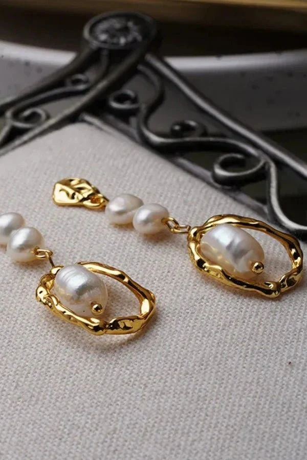 Ara Mismatch Earrings - Image 4