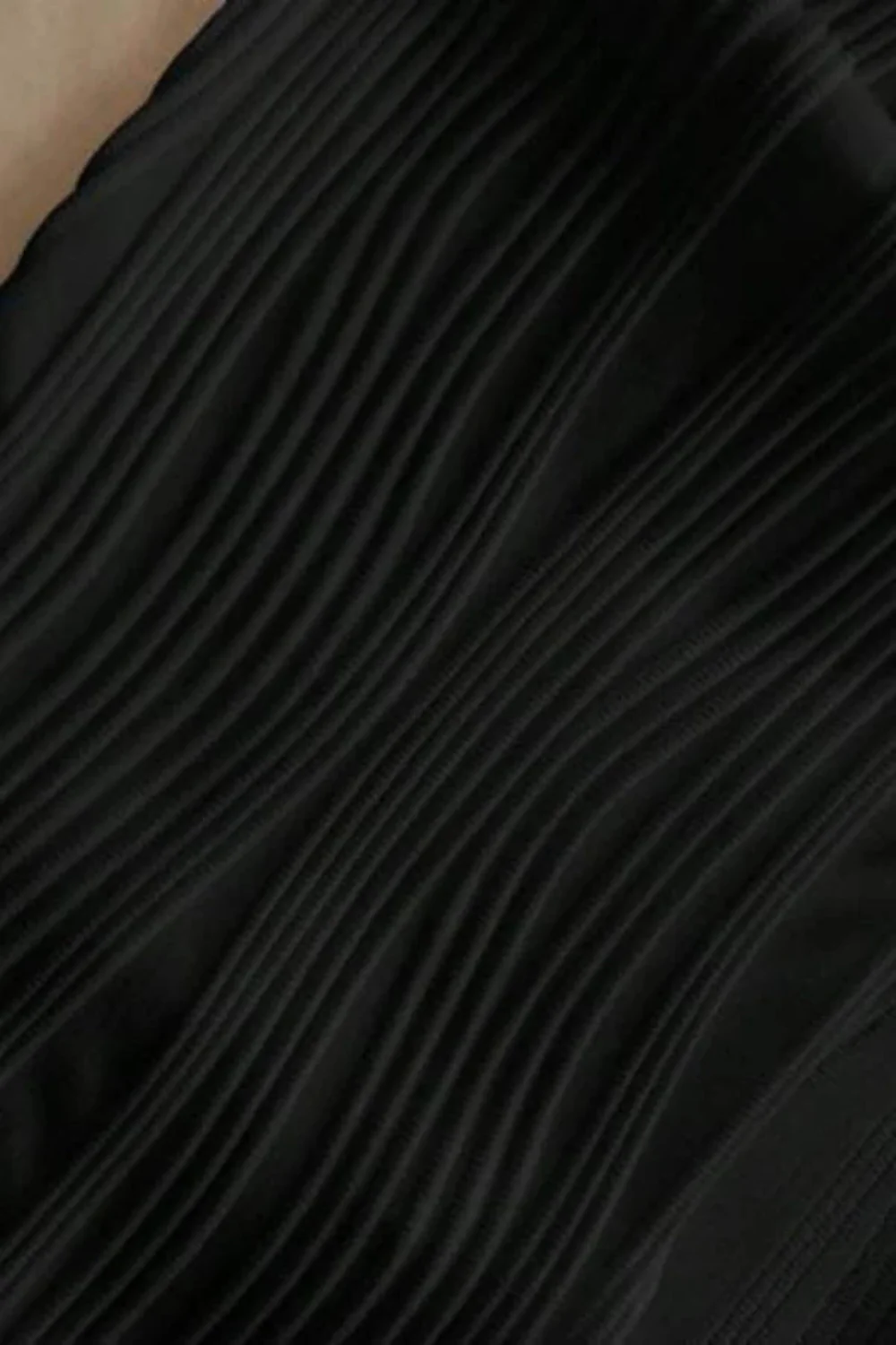 Eya - Black - Image 6