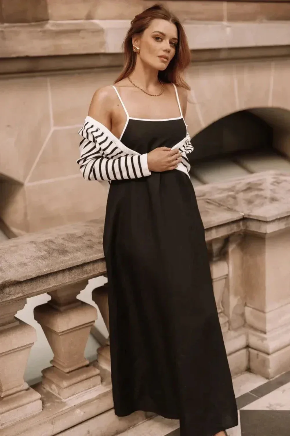 Akisha - Black - Image 3