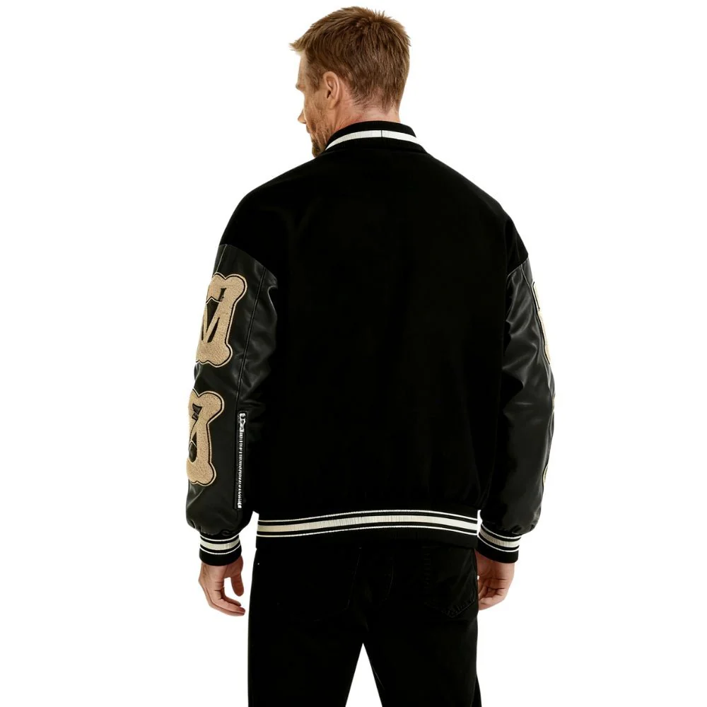 Levi - Image 4