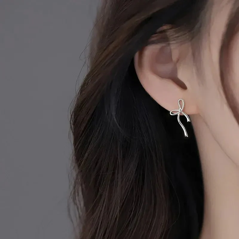 Carly Bow Earrings - Image 4