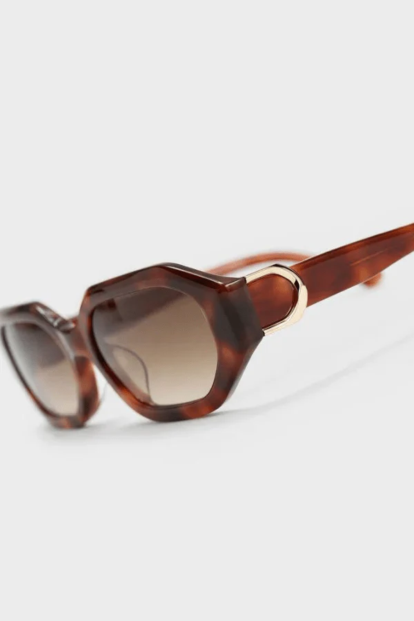 Cielo Oval Sunglasses - Image 14