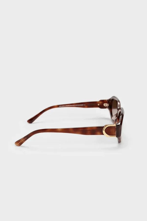 Cielo Oval Sunglasses - Image 15