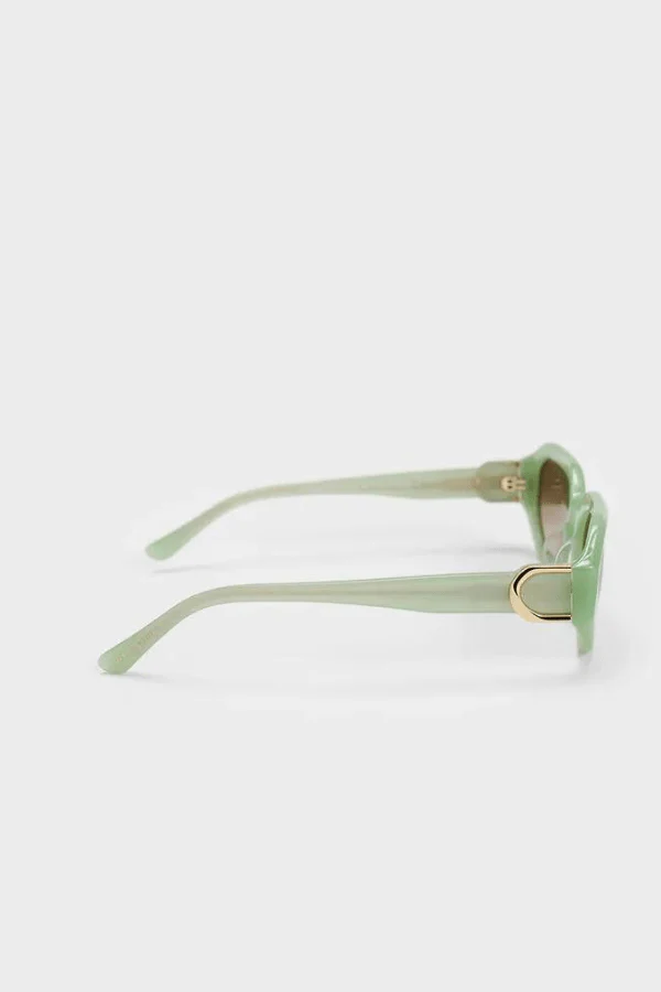 Cielo Oval Sunglasses - Image 9