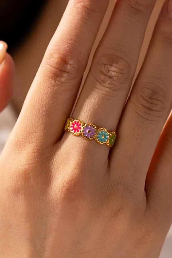 Daisy Floral Ring - Image 7