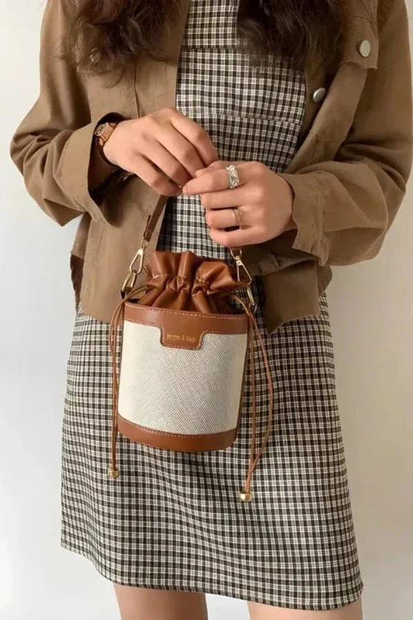 Fabiola Bucket Bag - Image 3