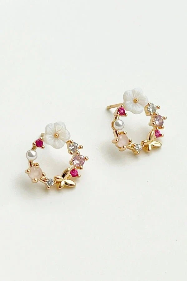 Floral Ecnhanting Earrings - Image 4