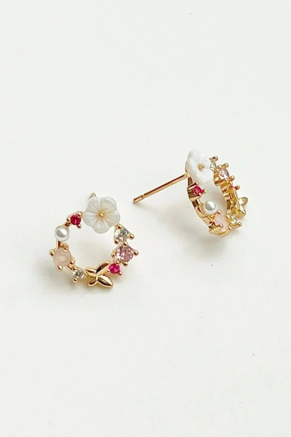 Floral Ecnhanting Earrings - Image 5
