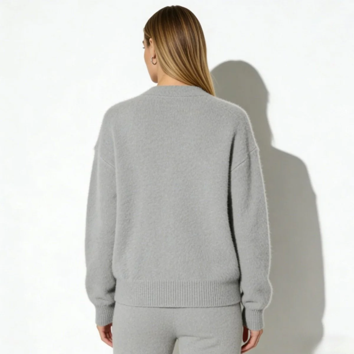 Gina - Image 18