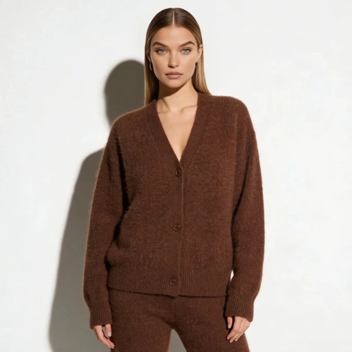 Gina - Image 6
