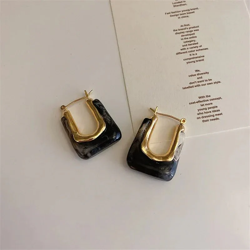 Gracie Acrylic Earrings - Image 11