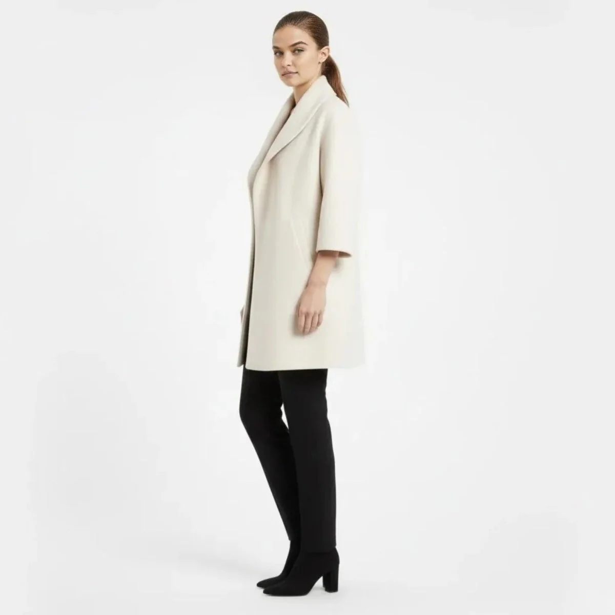 Janice - Image 37