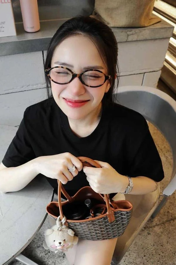 Karina Oval Sunglasses - Image 8