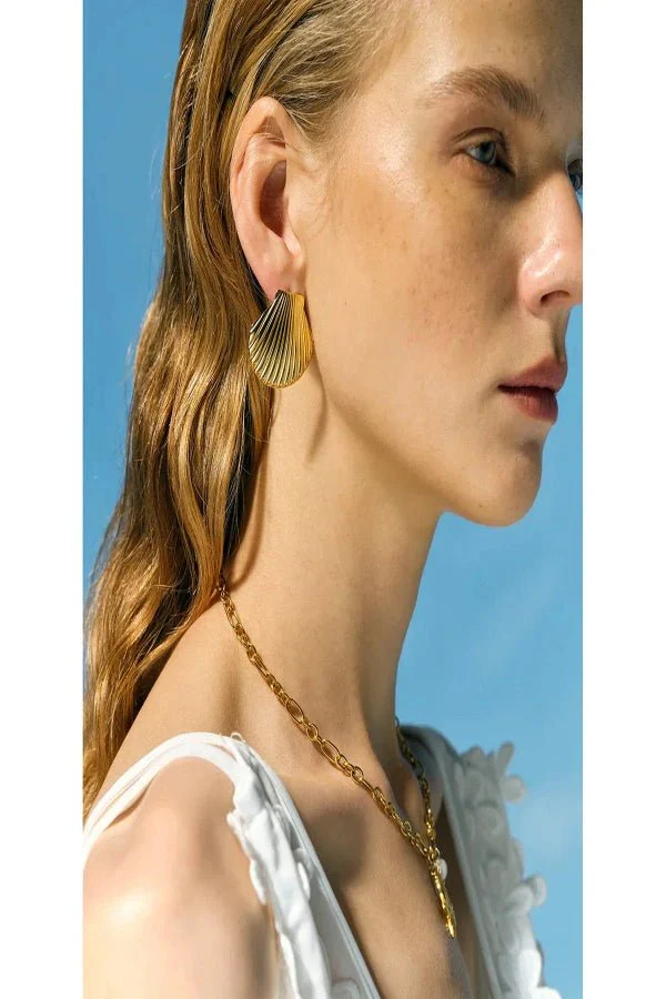 Louisa Seashell Earrings - Image 4