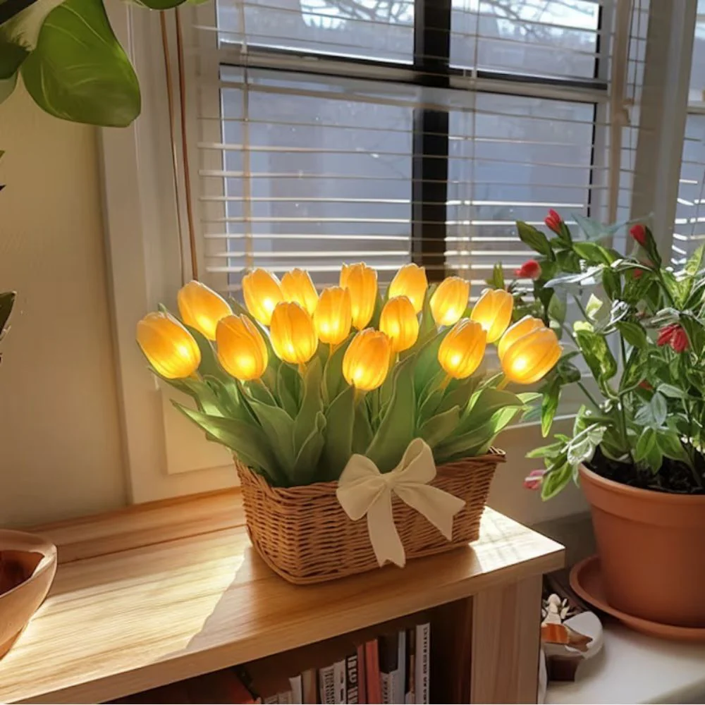 Everbloom Tulip Lamp - Image 6