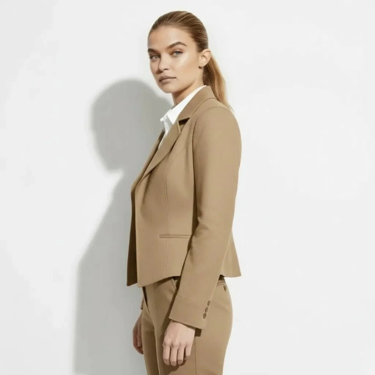 Maddie - Image 17