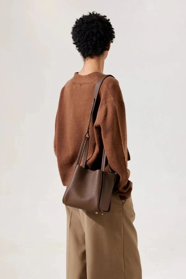 Minnie Medium Bucket Bag - Image 16