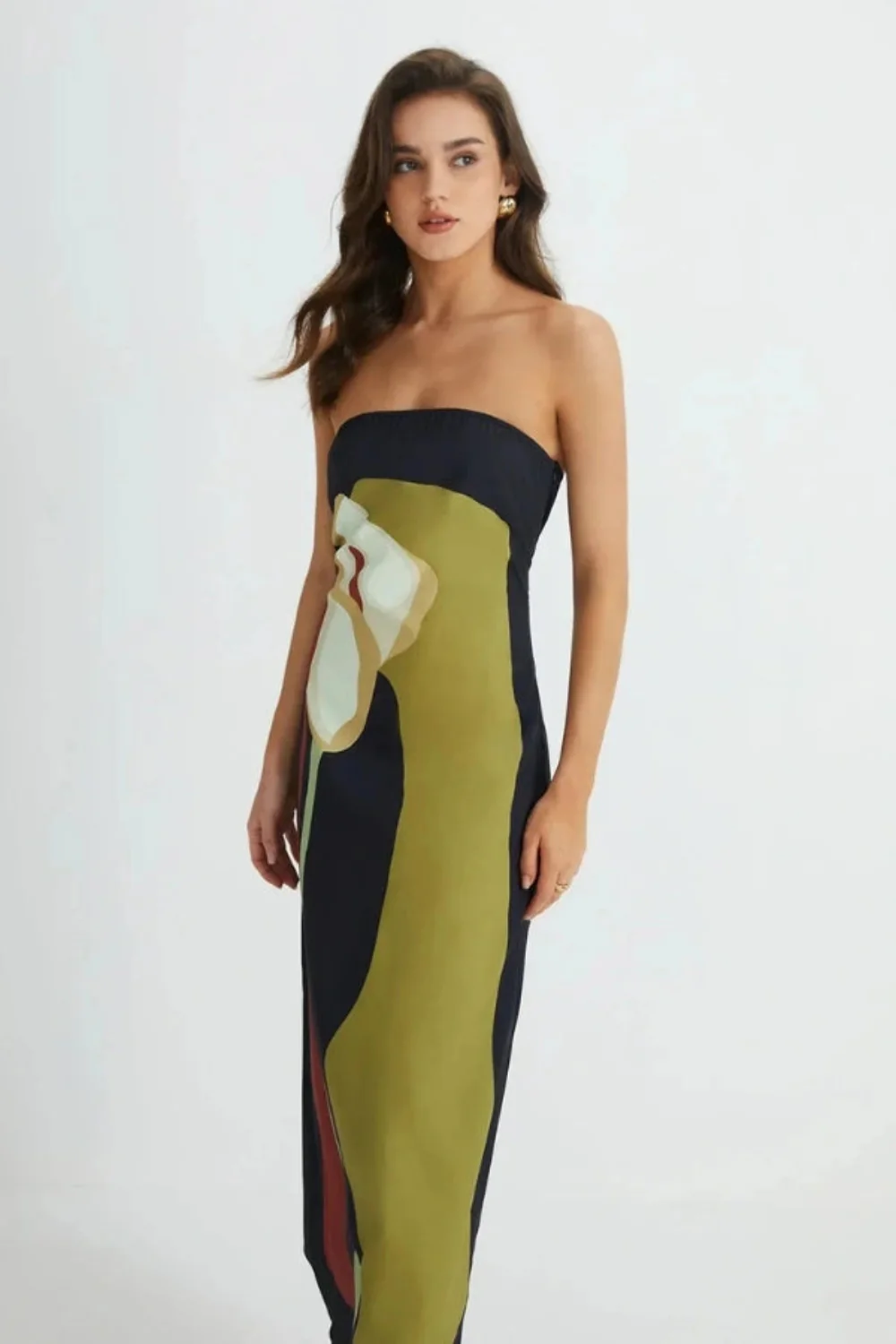 Elizabeth - Image 5
