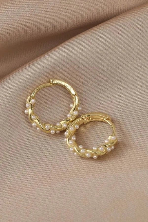 Pearl Drop Earrings - Image 11