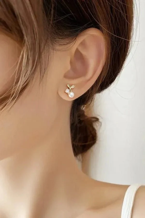 Pearl Drop Earrings - Image 19