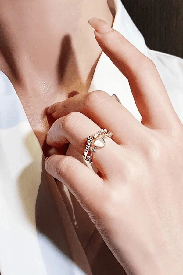 Queenly Gold Ring - Image 6