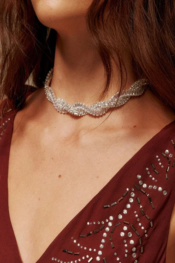 Willa Twist Choker Necklace - Image 2